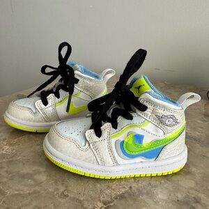 Nike 2023 Air Jordan 1 Mid SE TD 'Warped Swoosh' Size 6C